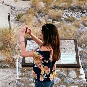 Meet your Posher, Vanessa